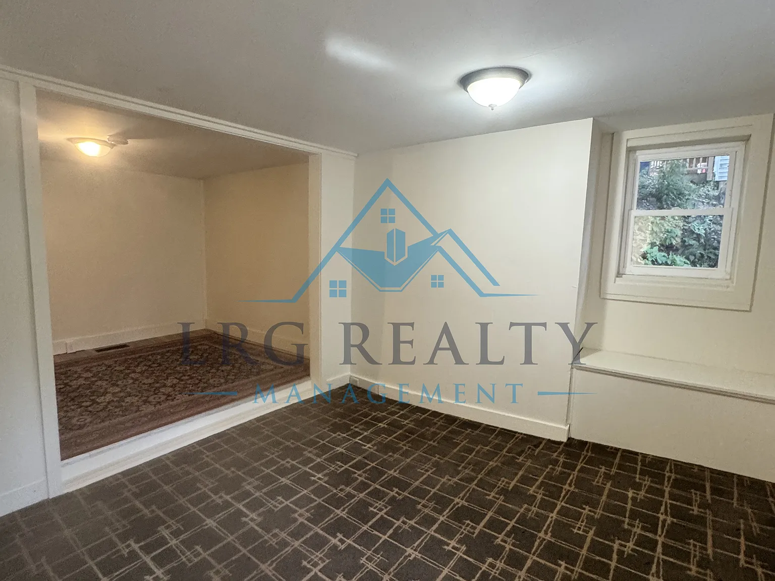 Studio, 400 sqft, $945 — Photo 1