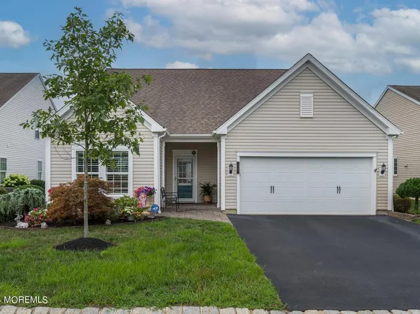 12 Addlestone Lane, Manchester, NJ 08759