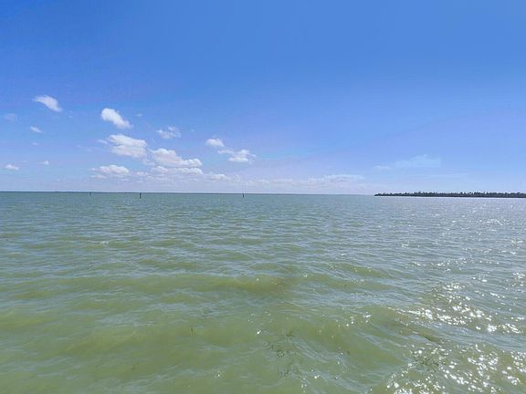 3rd image of 15153 Captiva Dr