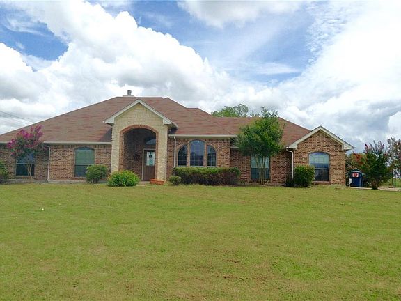 2nd image of 119 Country Manor Ln