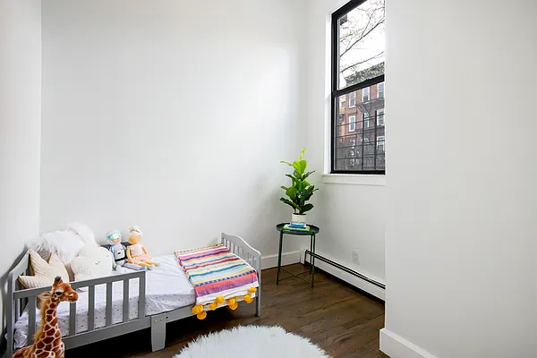 Rented by Brown Harris Stevens | media 20