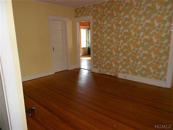 4th image of 550 Willett Ave