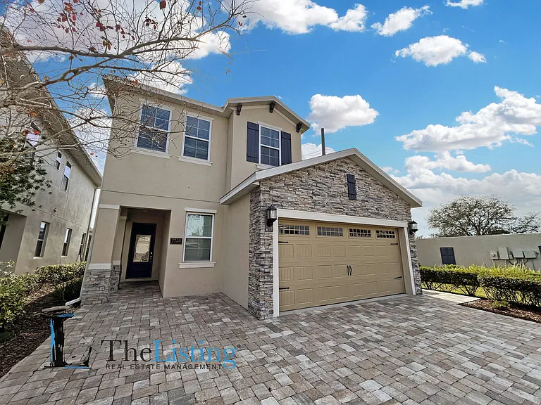 7755 Westland Dr — Photo 1
