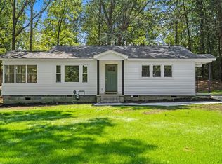 229 Morningside Heights Dr, Seneca, SC 29678