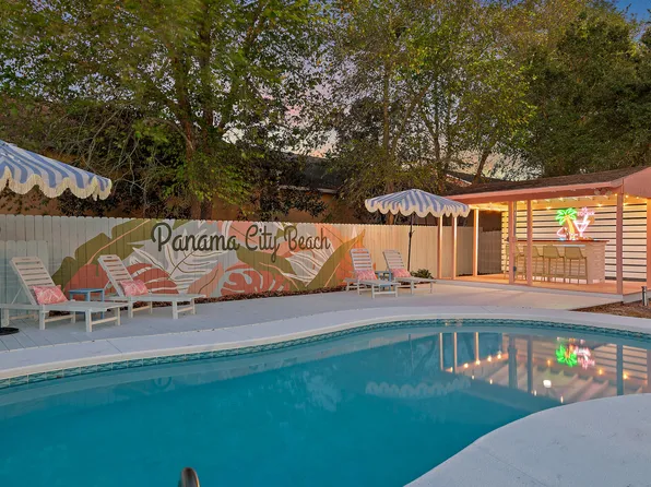 104 Sun Ln, Panama City Beach, FL 32413