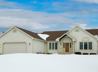 N100W14584 Sunburst Trl, Germantown, WI 53022