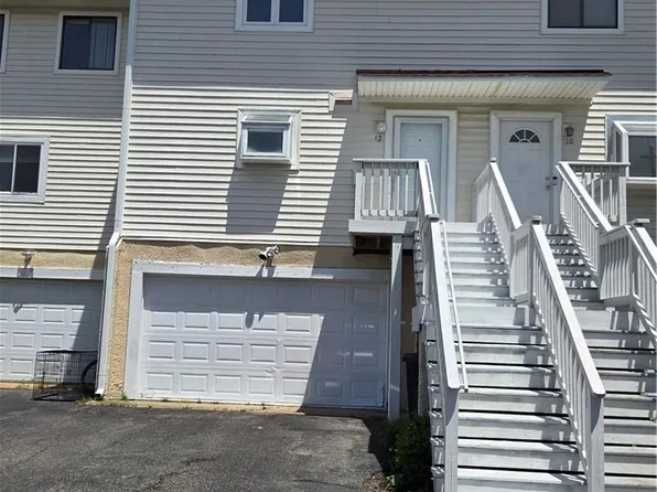 12 Cantamar Ct, Hampton, VA 23664
