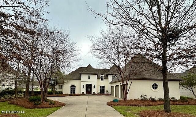 1st image of 103 Glenwood Bnd