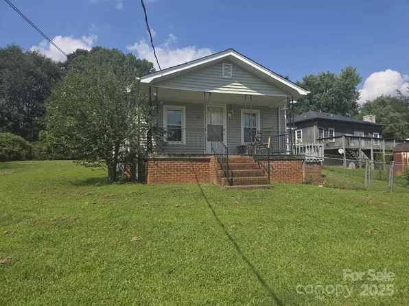 816 Pineburr Ave SW, Valdese, NC 28690