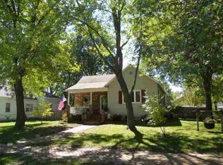 506 E Jefferson St, Clinton, MO 64735