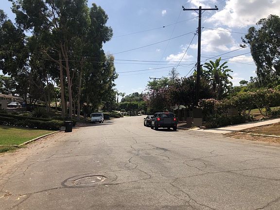 5th image of 8417 Enramada Ave