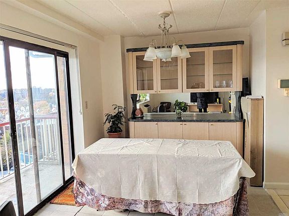 5th image of 9229 Queens Blvd APT 17A