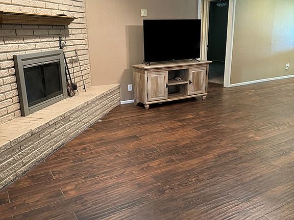 3rd image of 3308 Providence Dr