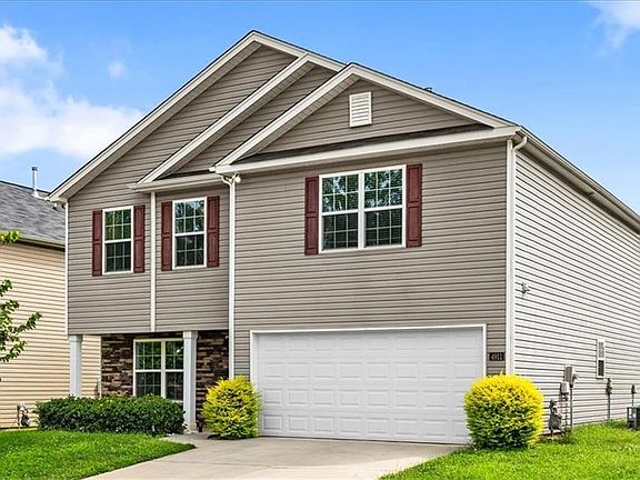 3rd image of 4911 Black Forest Dr