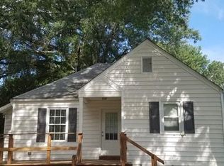 2024 Periwinkle Dr, North Chesterfield, VA 23237