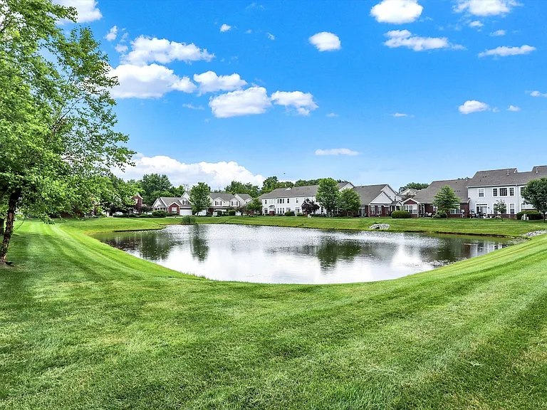 10901 Lemongrass Dr — Photo 12