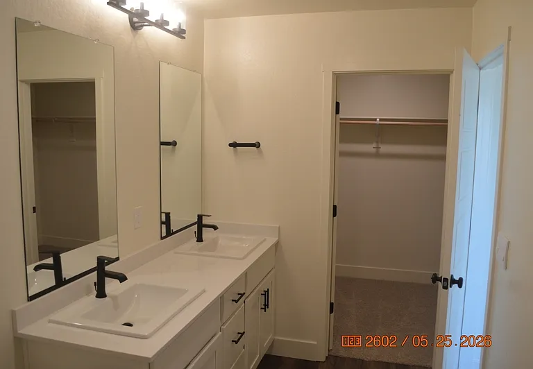 4735 Isabella Ct — Photo 13