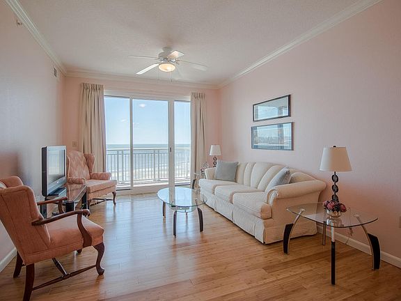 2nd image of 2228 Beach Dr