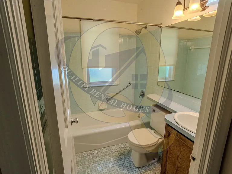 628 Alvord Ave — Photo 12