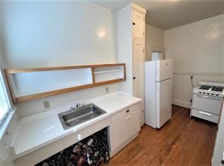 316 63rd St #2, Oakland, CA 94618