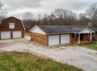 11054 Saint Wendel Rd, Evansville, IN 47720