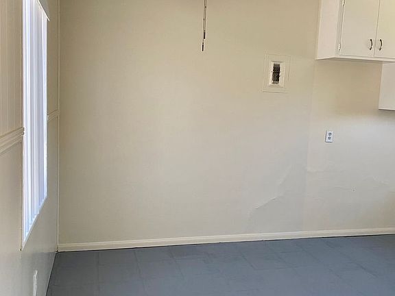 4th image of 25780 4th St #25784