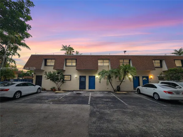 15385 S Dixie Hwy APT 22, Palmetto Bay, FL 33157
