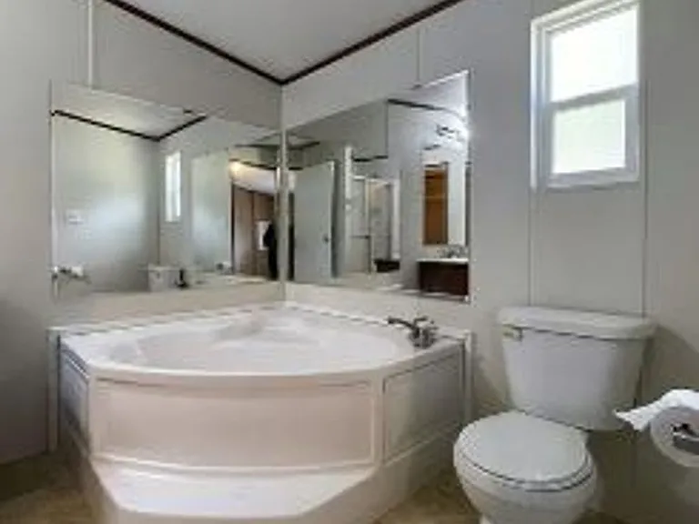 3709 Hampton Ln — Photo 12