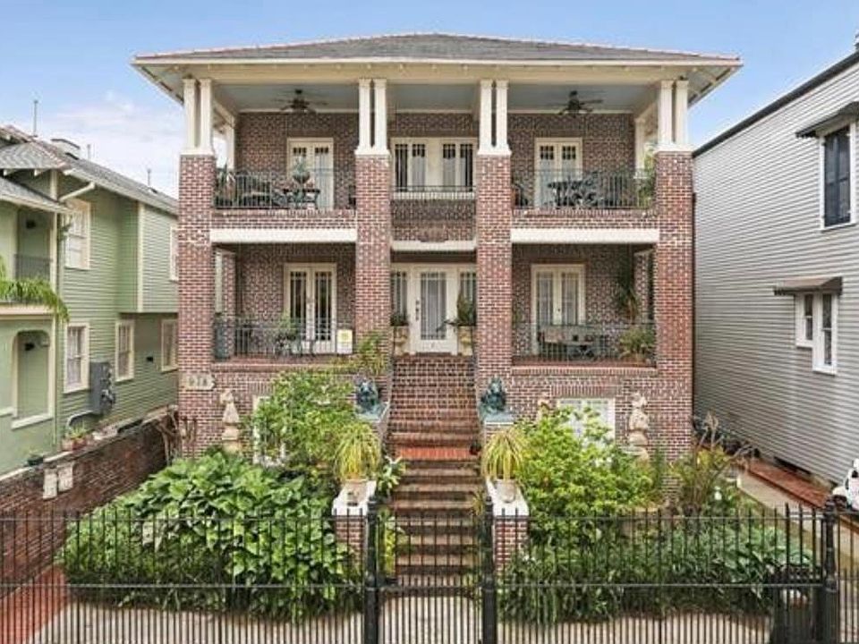 1st image of 914 Dauphine St #4