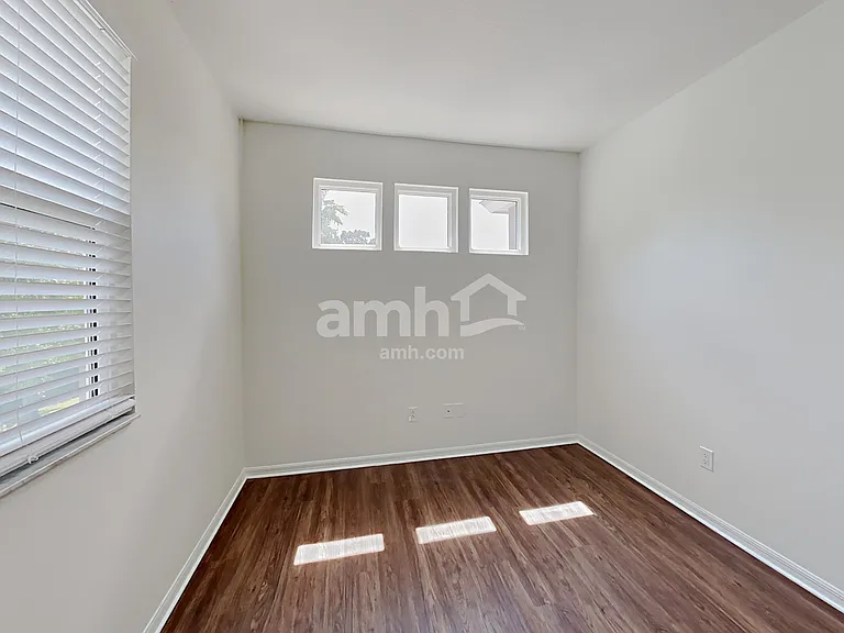 8905 Ashford Gables Ct — Photo 14