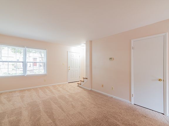 4th image of 4631 Old Lantern Way #10891290