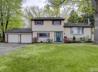 101 Rues Ln N, East Brunswick, NJ 08816