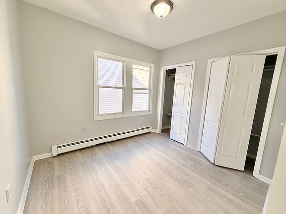 5th image of 349 Yale Ave #2R