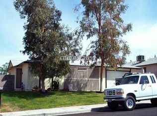 6810 Soldela Dr, Las Vegas, NV 89156