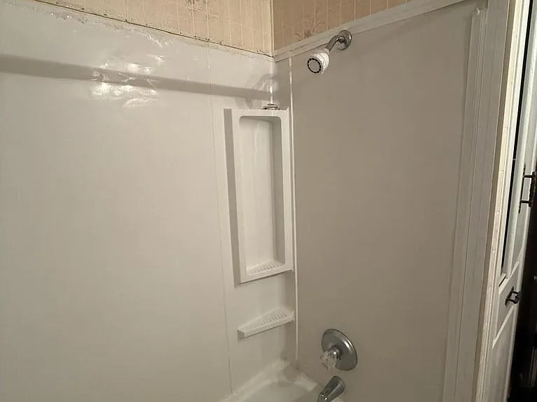 107 Avenue G — Photo 30