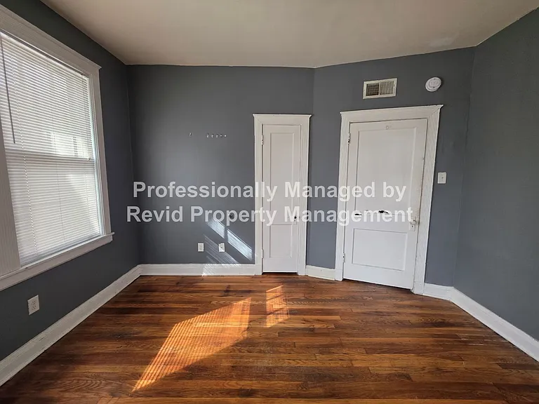 220 S. Cleveland St — Photo 62