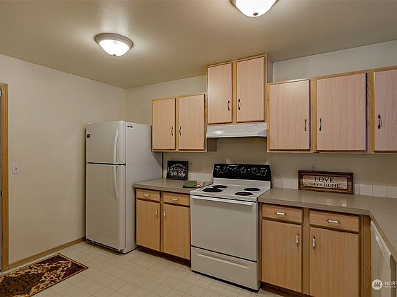 5th image of 4861 41st Lane SE