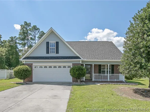 112 Nesting Ln, Raeford, NC 28376