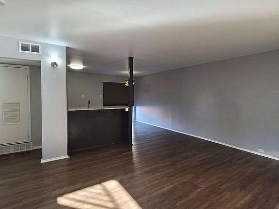 3rd image of 133 Parland Pl Unit 3