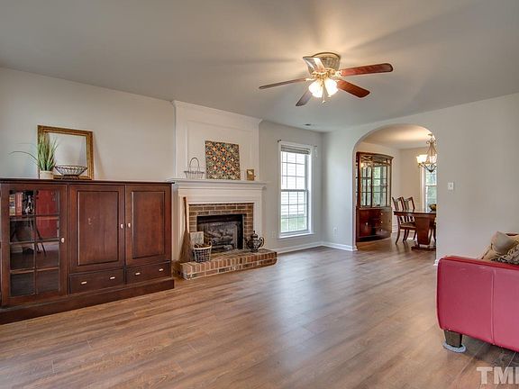 5th image of 129 Leacroft Way