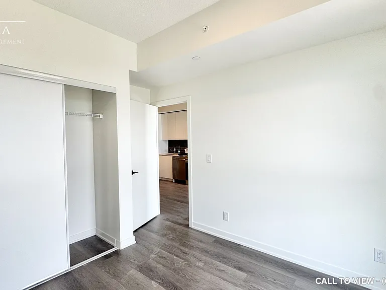 33 Erie Ave #1404 — Photo 5