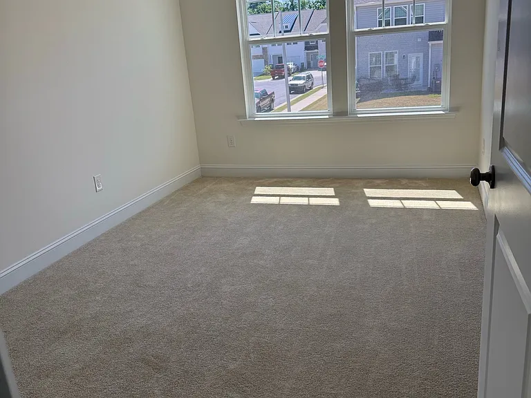 40 Clementine St — Photo 20