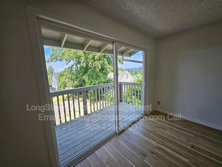 412 Pearl St #4 — Photo 8