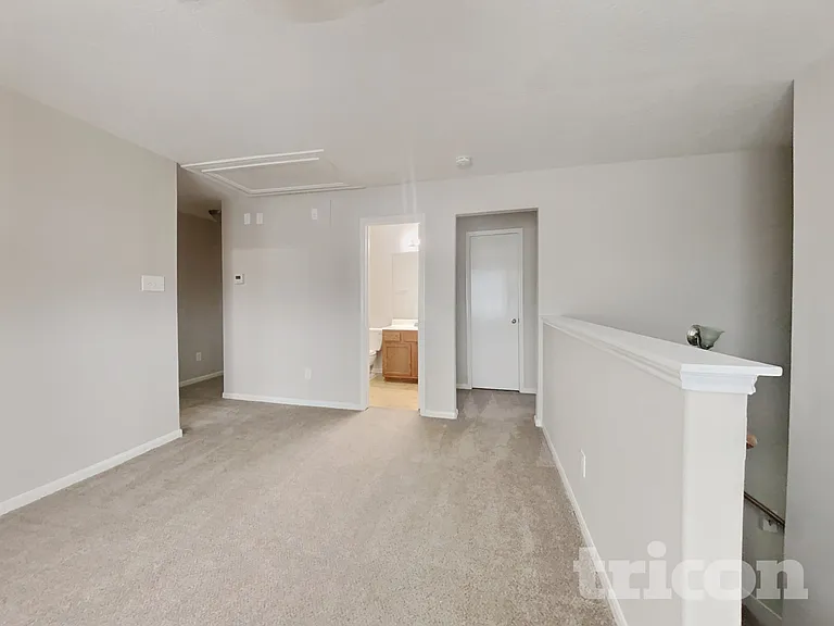 1015 Blair Field Ln — Photo 17
