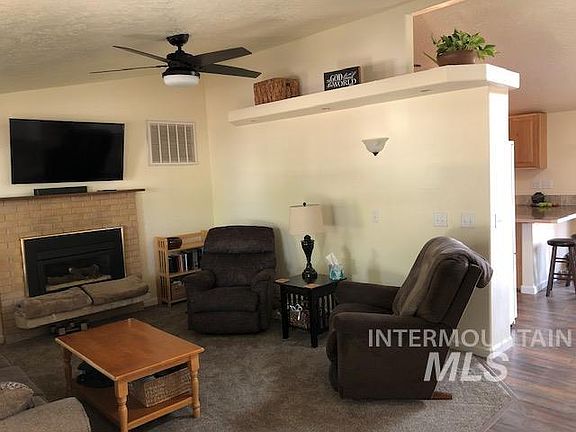 5th image of 608 Meadow Dr