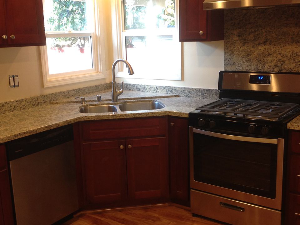1st image of 31051 New Haven St