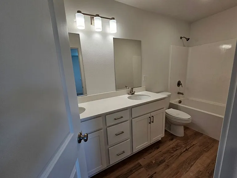 1250 Baxter Rd SE — Photo 7