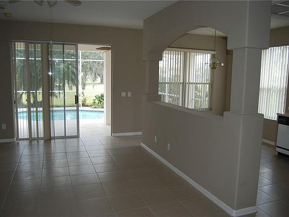 5th image of 1742 Golfview Dr