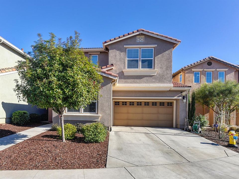 2nd image of 1476 Leonard Ct