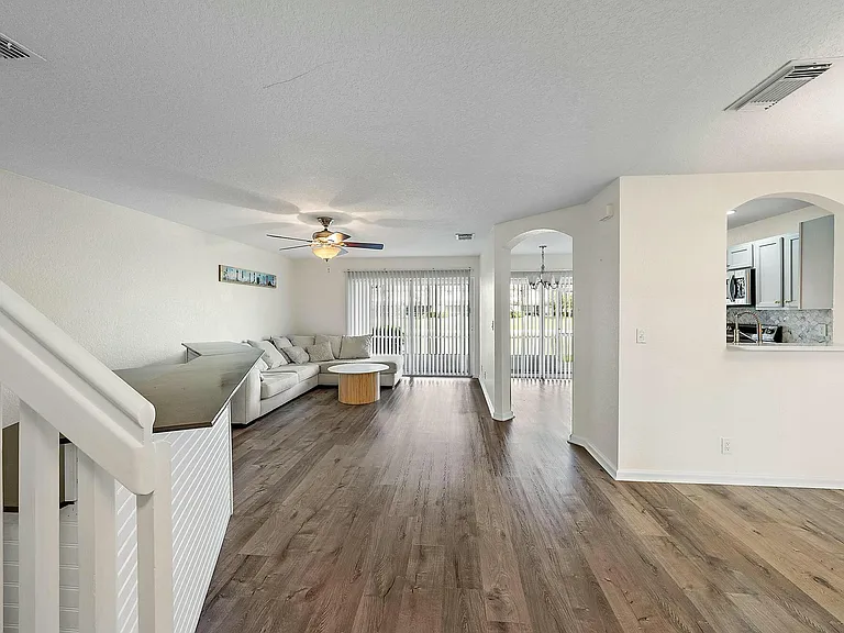 6606 Sandy Bank Ter — Photo 9